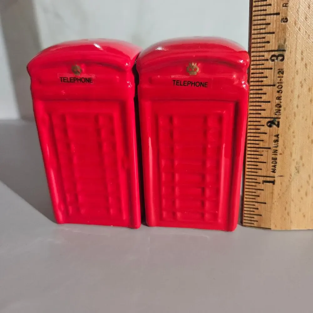 English Red Telephone Booth Paris Salt and Peper Shaker Set